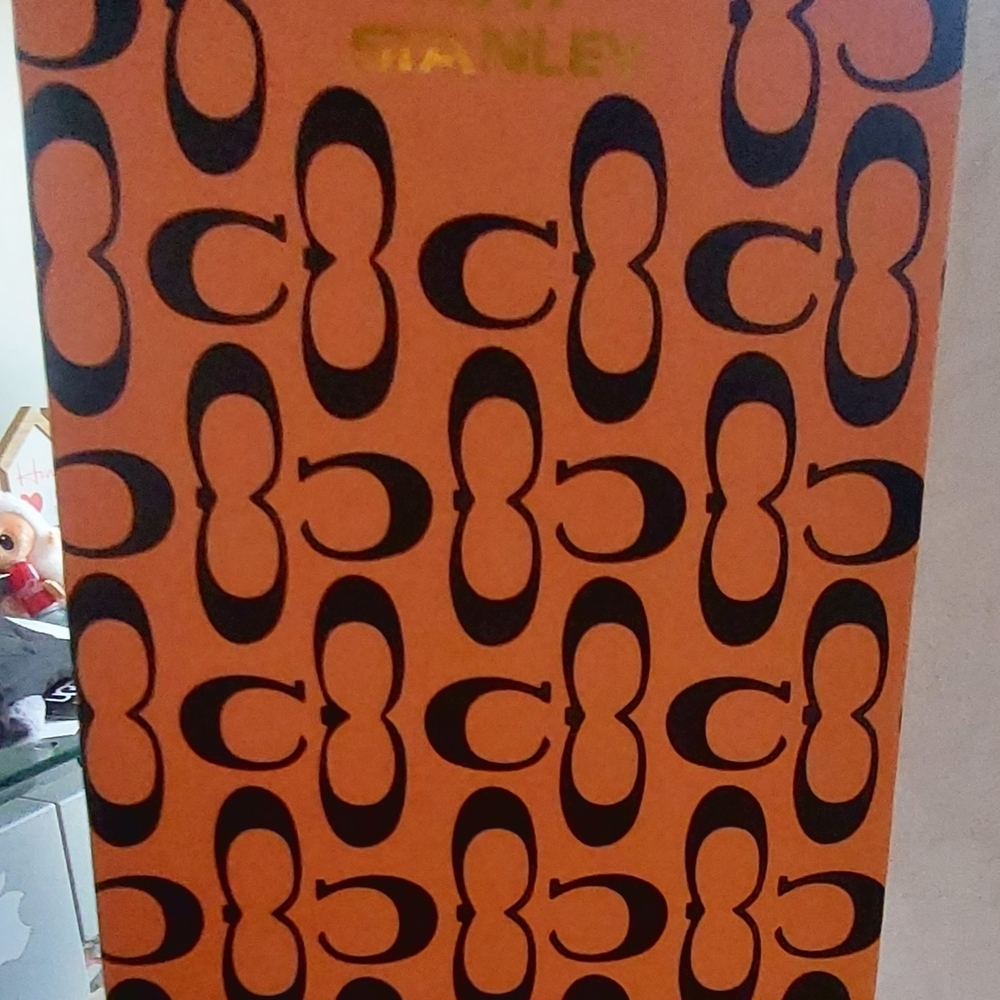 Stanley Orange and Black Mug With Box And Dust Bag - Picture 7 of 9